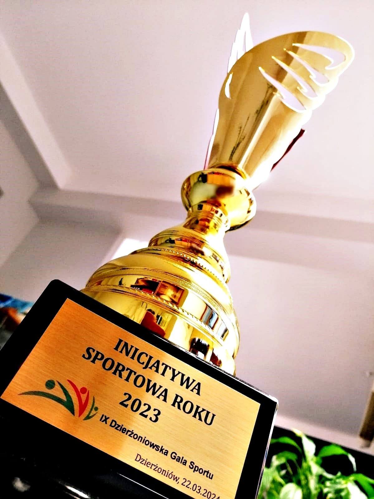 Statuetka „Inicjatywa Sportowa Roku 2023" — IX Dzierżoniowska Gala Sportu